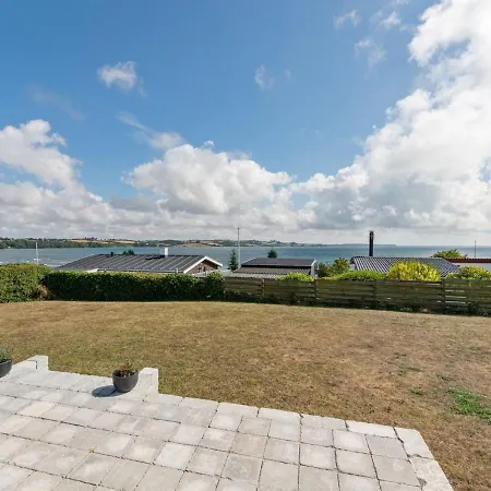 Beowulf - 200m From The Sea By Interhome *