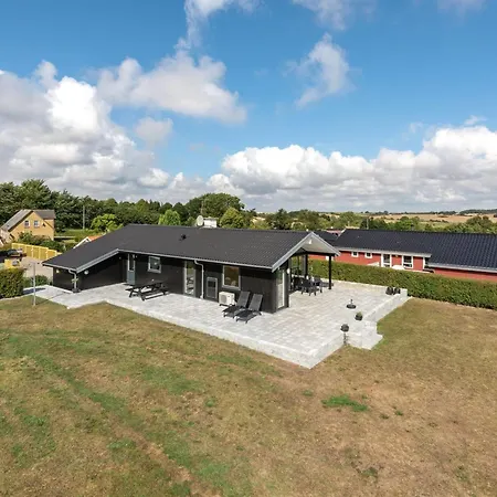 Feriehus Beowulf - 200m From The Sea By Interhome